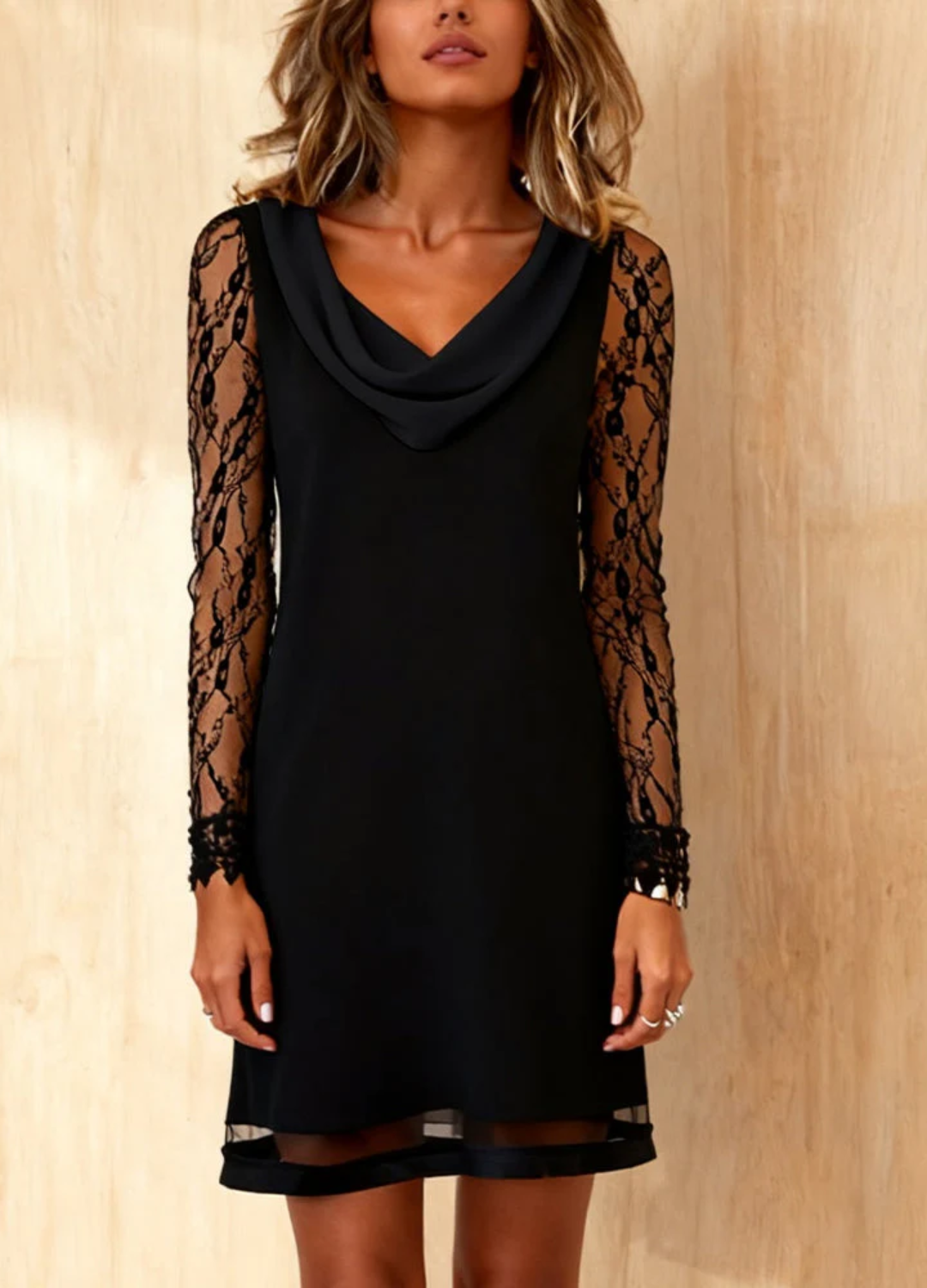 Vestido de color liso con cuello swing y patchwork