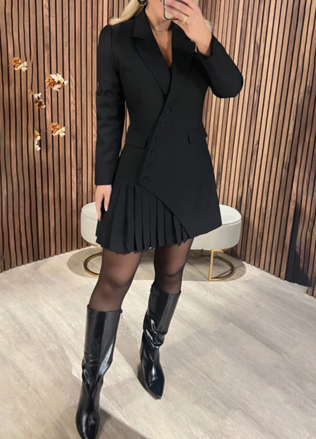 Vestido moderno y elegante